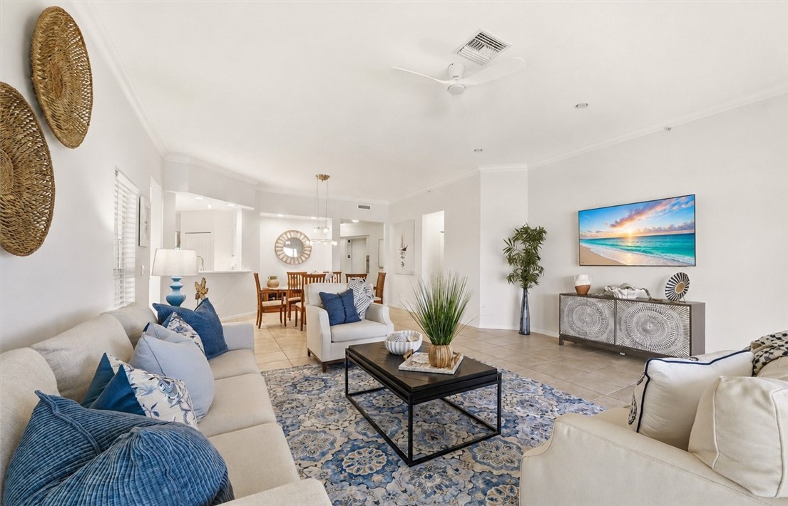 8814 S Sea Oaks Way 306