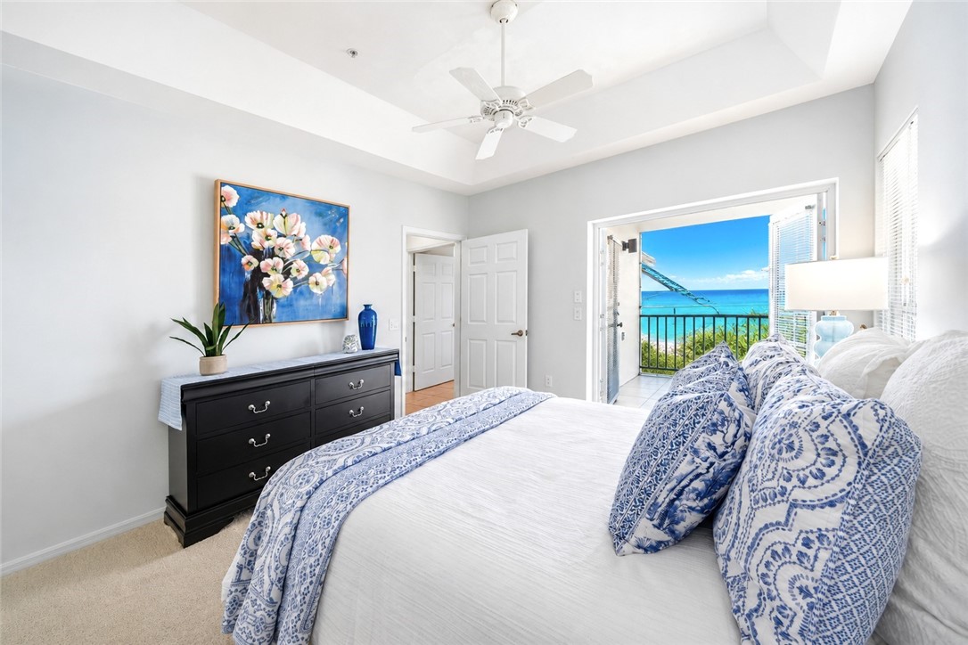 8814 S Sea Oaks Way 306