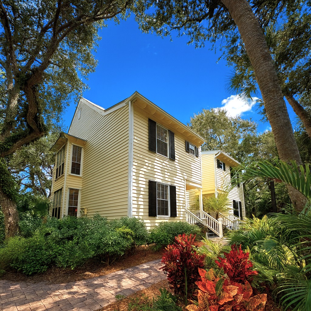 1340 Ivy Court 213