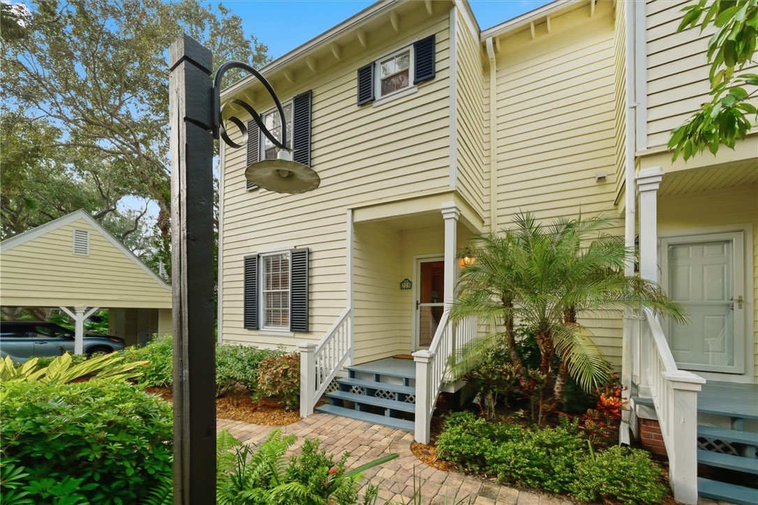 1340 Ivy Court 213
