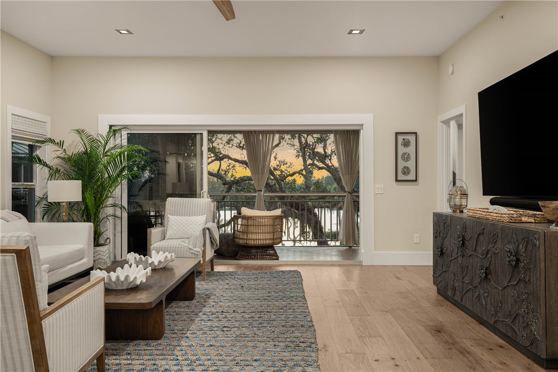 8835 W Orchid Island Circle 605
