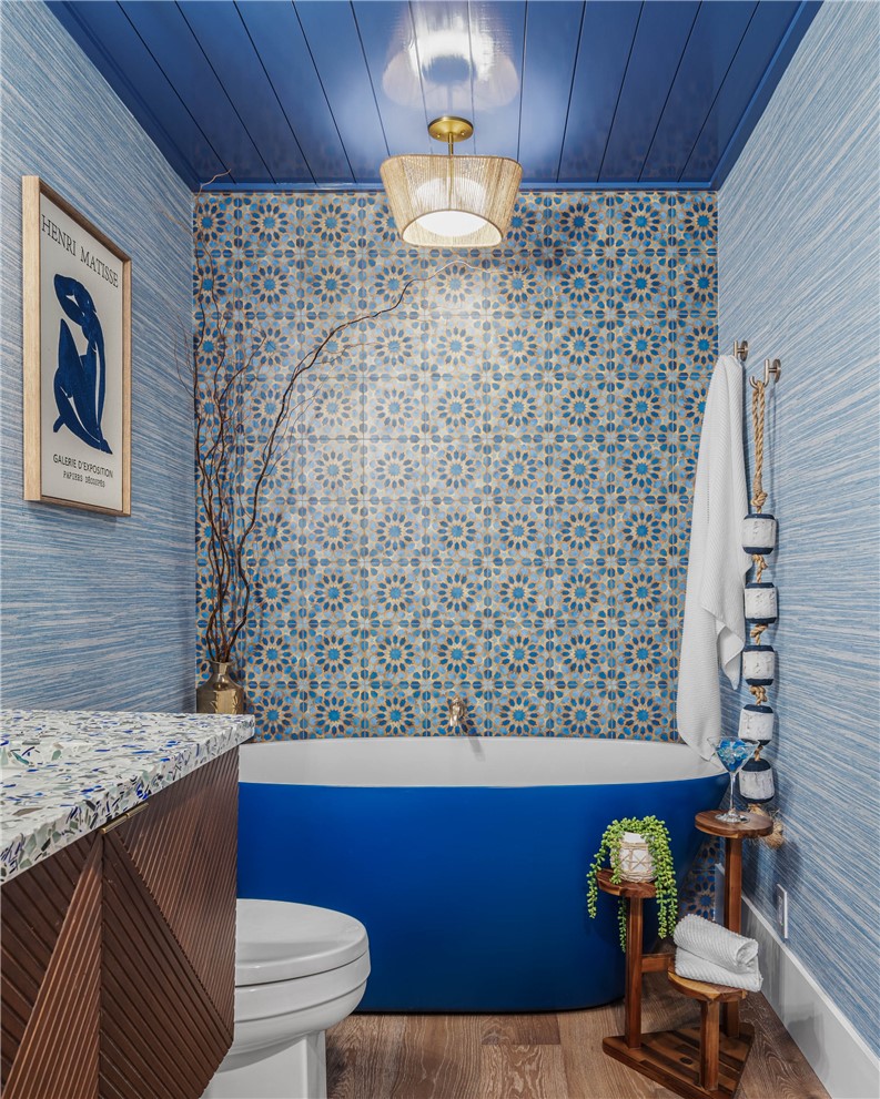8835 W Orchid Island Circle 605
