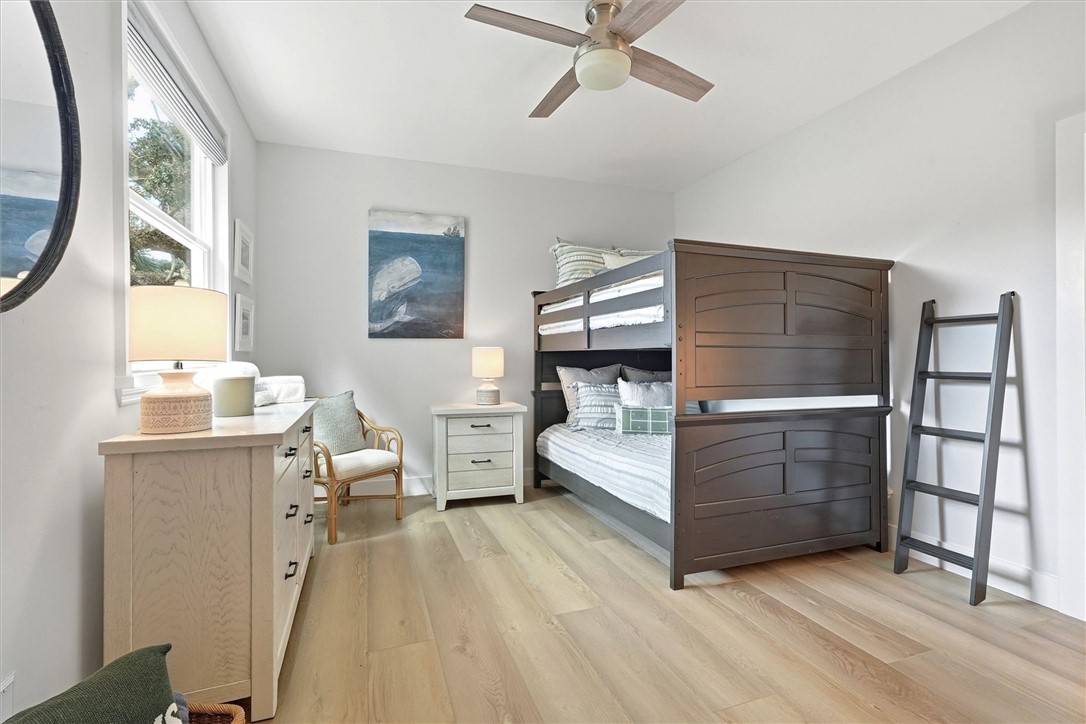1607 Redbay Circle