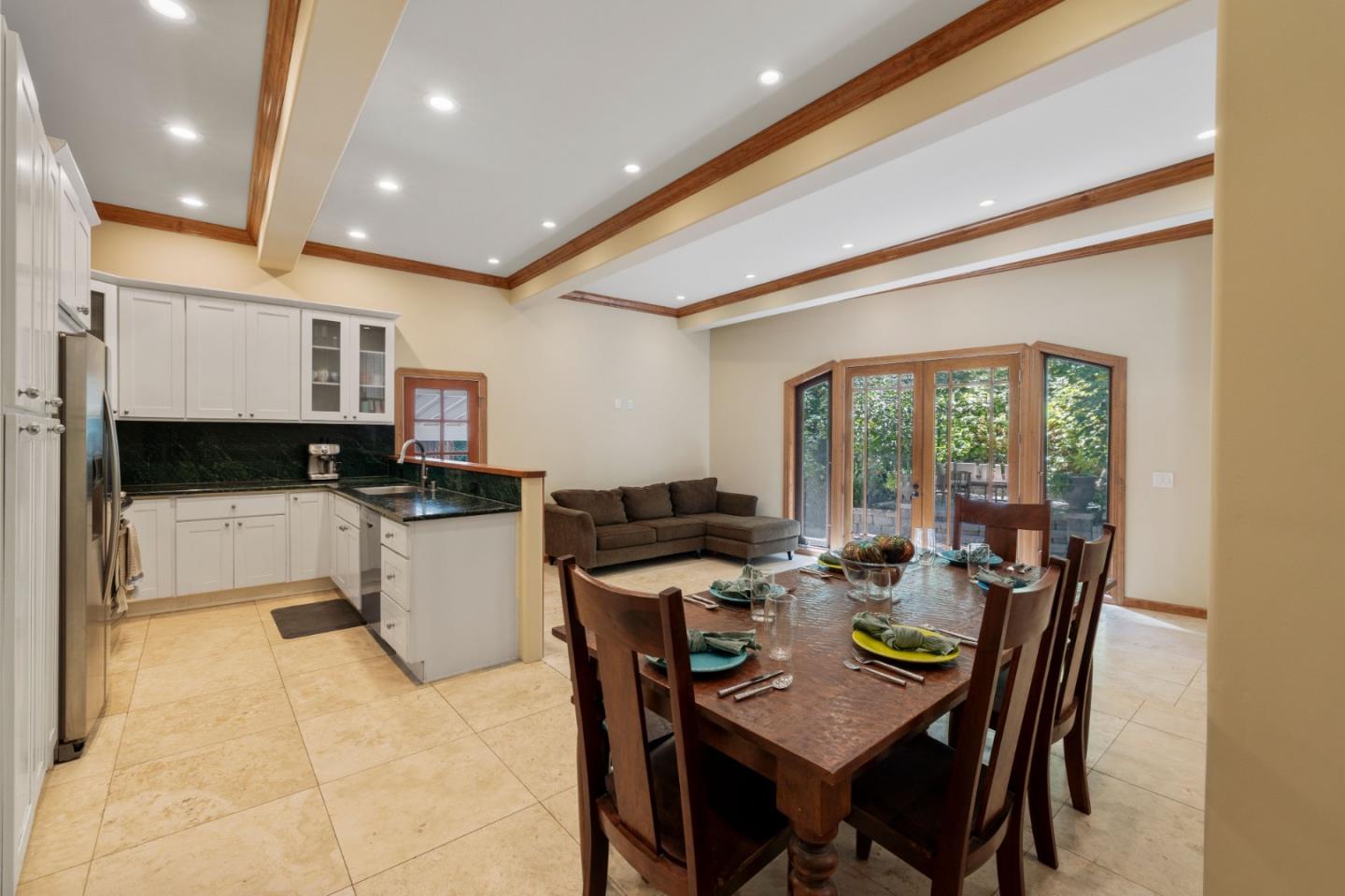 21599 Madrone DR