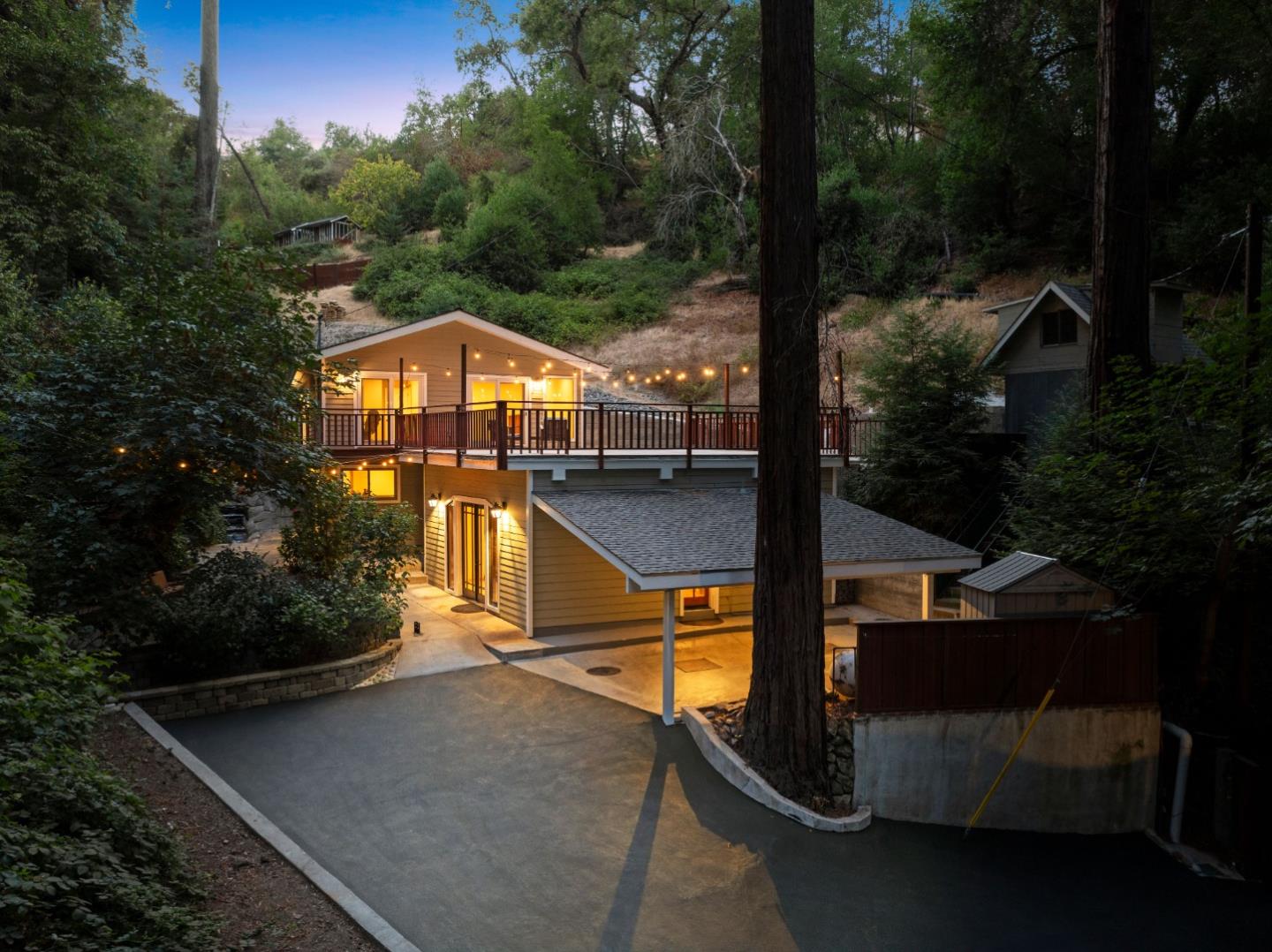21599 Madrone DR