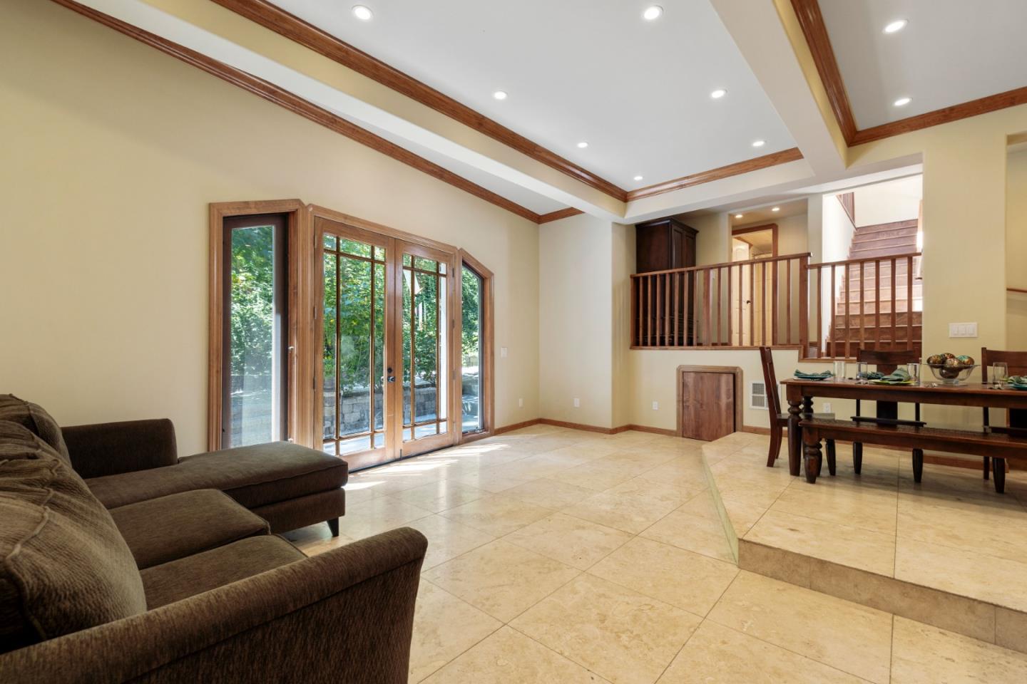 21599 Madrone DR