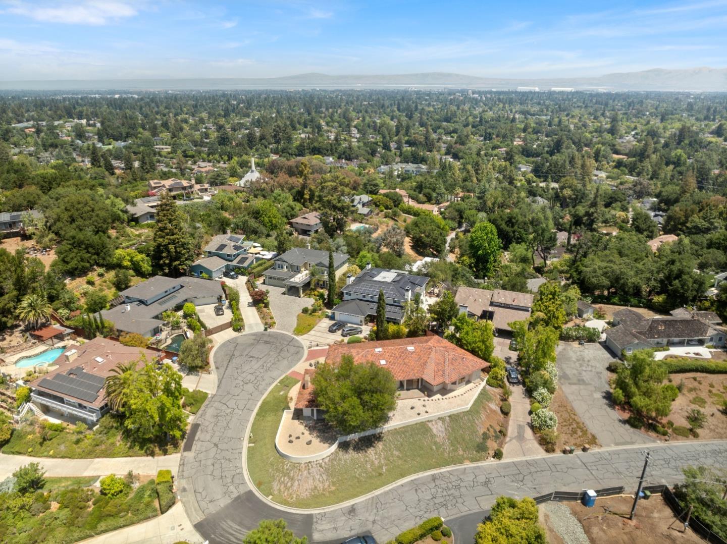 1091 Valley View Court