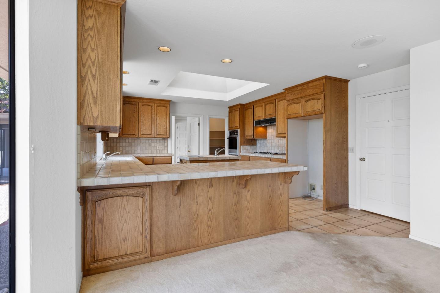 1091 Valley View Court