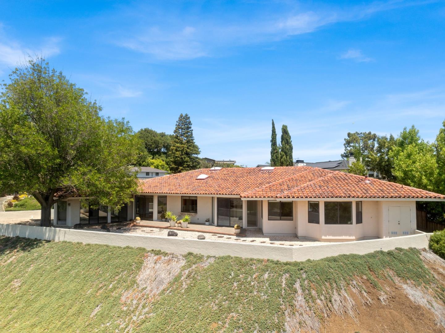 1091 Valley View Court