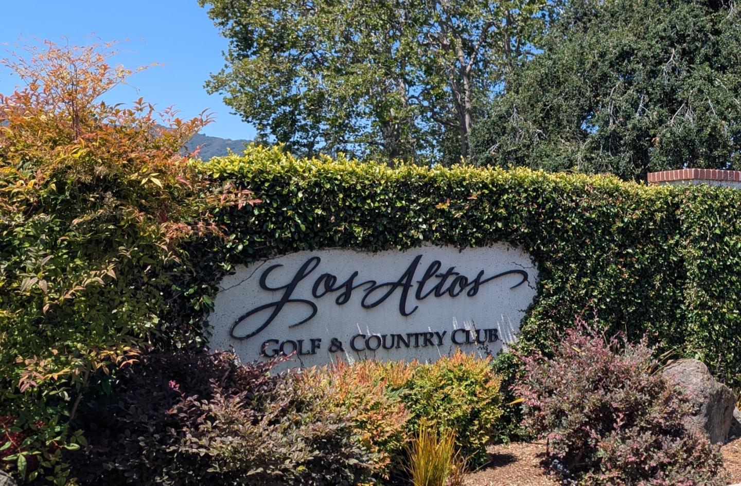 1091 Valley View Court