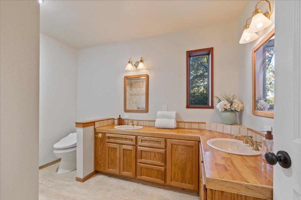 22163 Miller Ridge Road