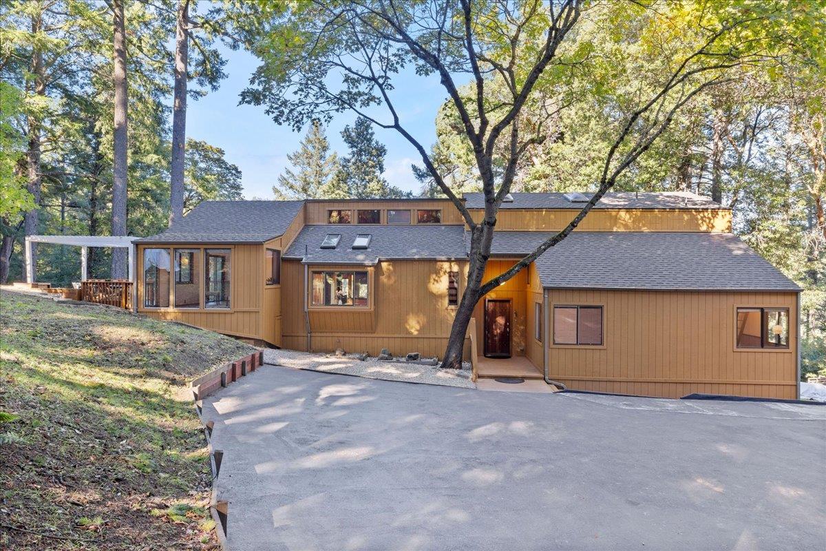 22163 Miller Ridge Road