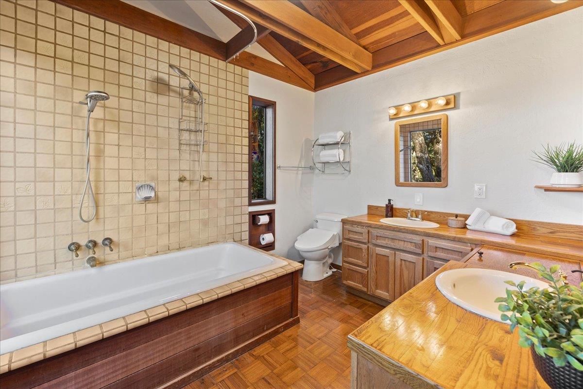 22163 Miller Ridge Road