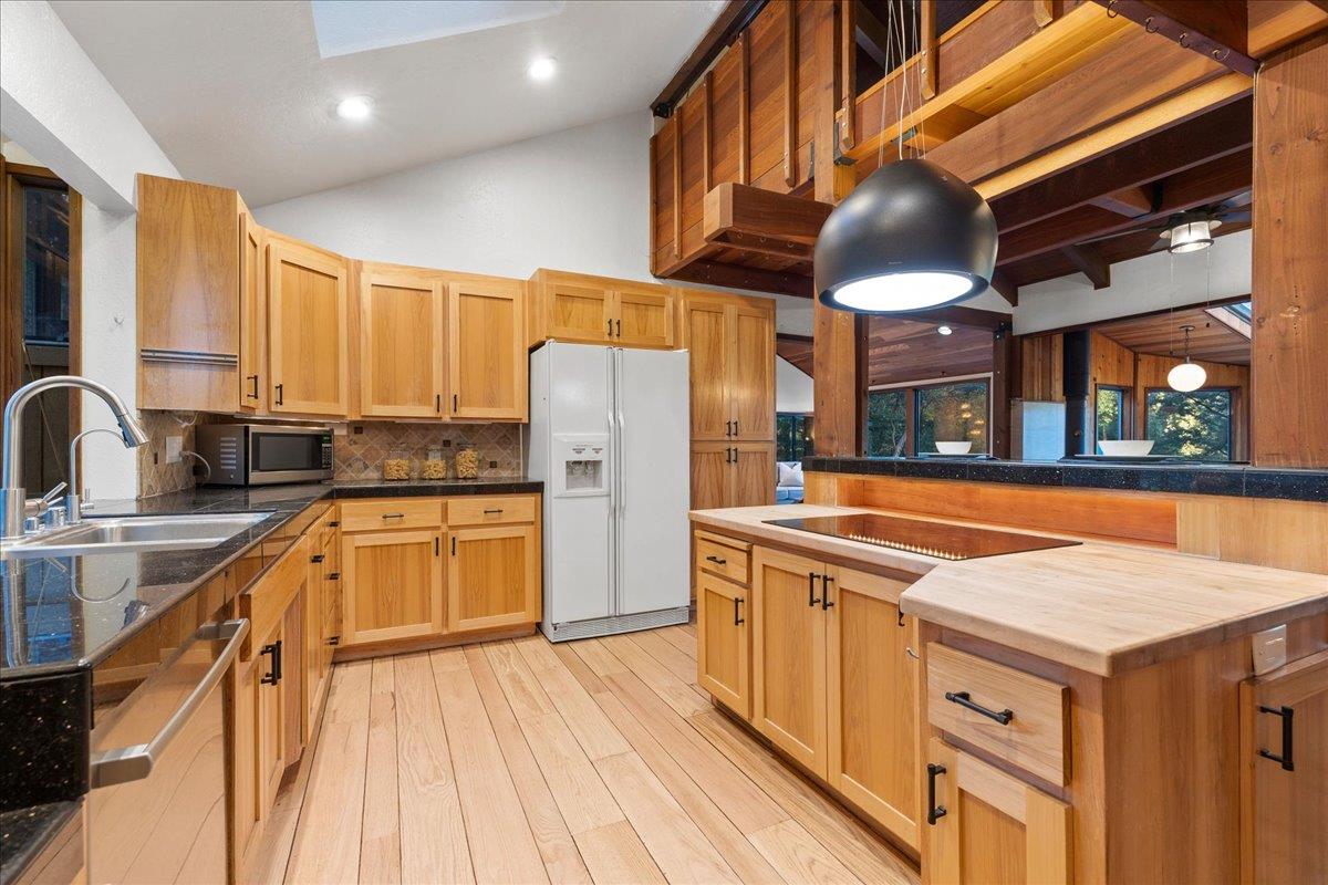 22163 Miller Ridge Road