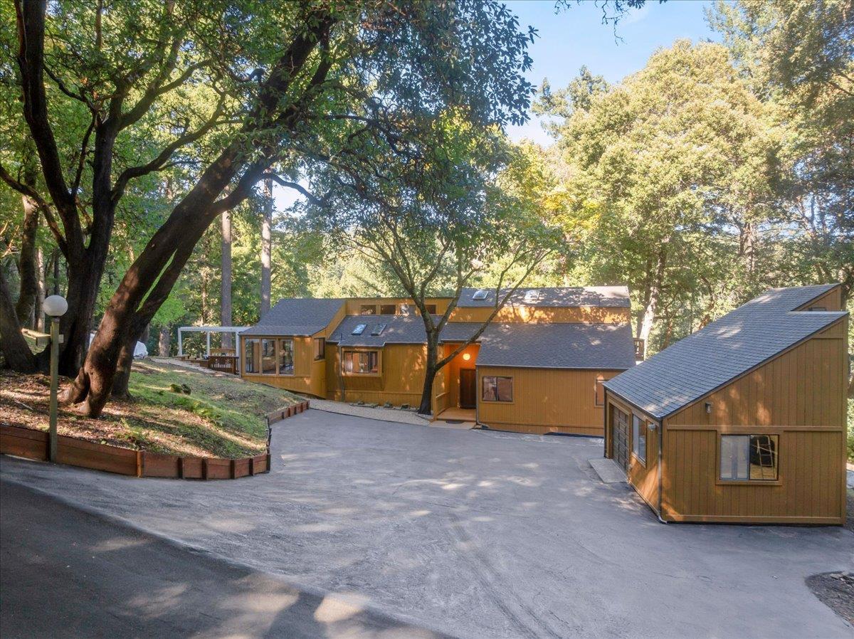 22163 Miller Ridge Road