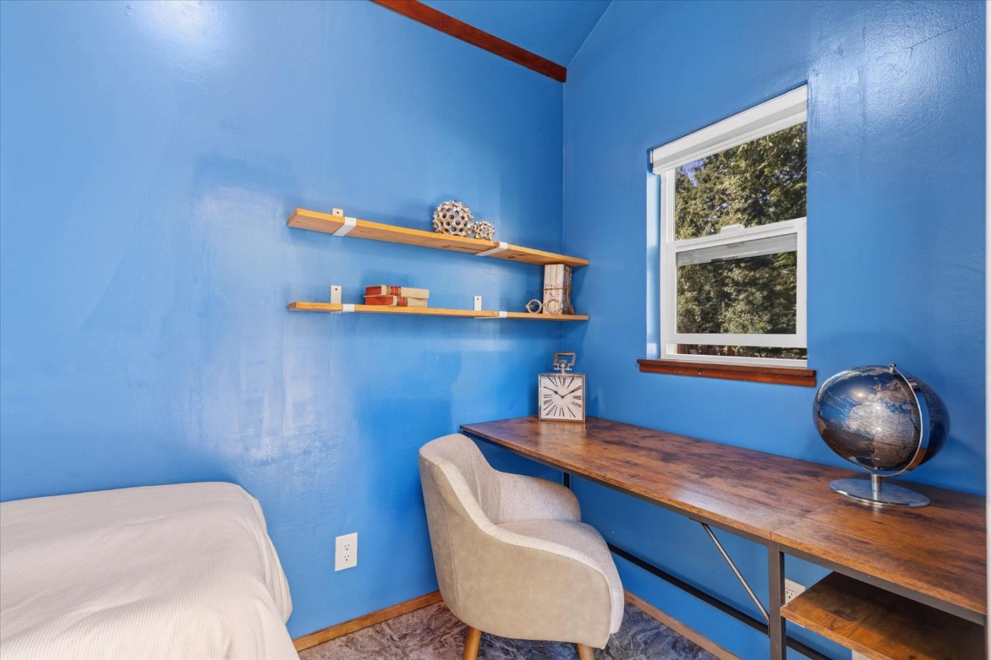 18081 Redwood Drive