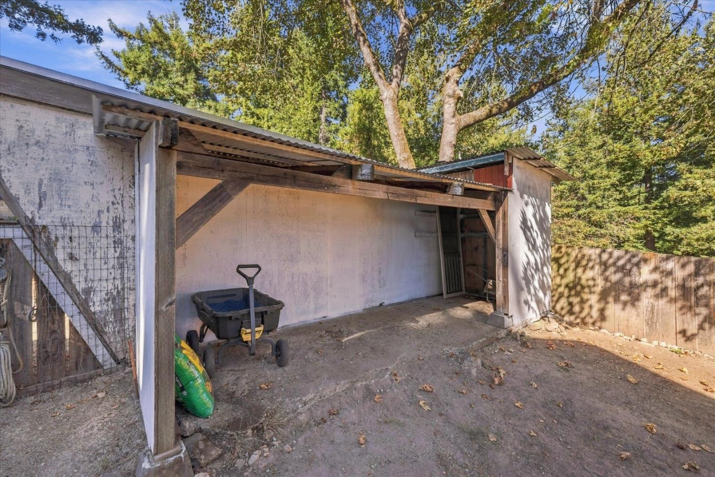 18143 Gloria CT
