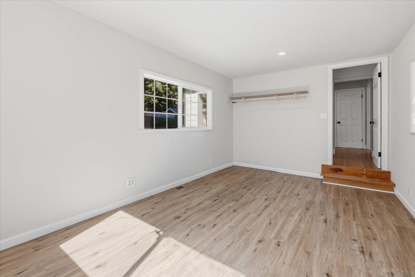 18143 Gloria CT