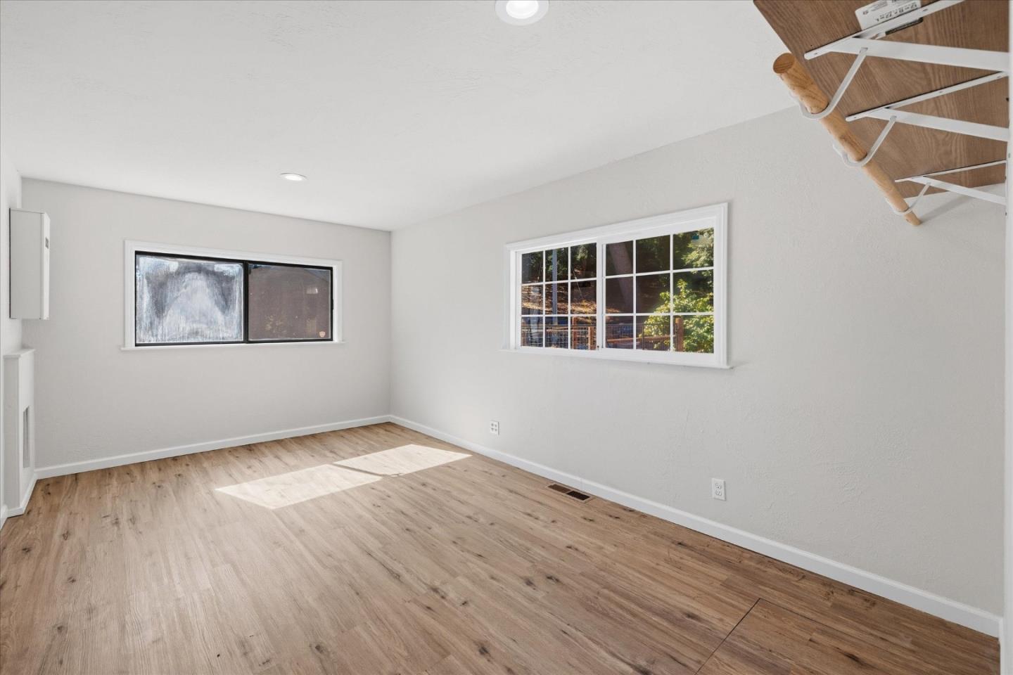 18143 Gloria CT
