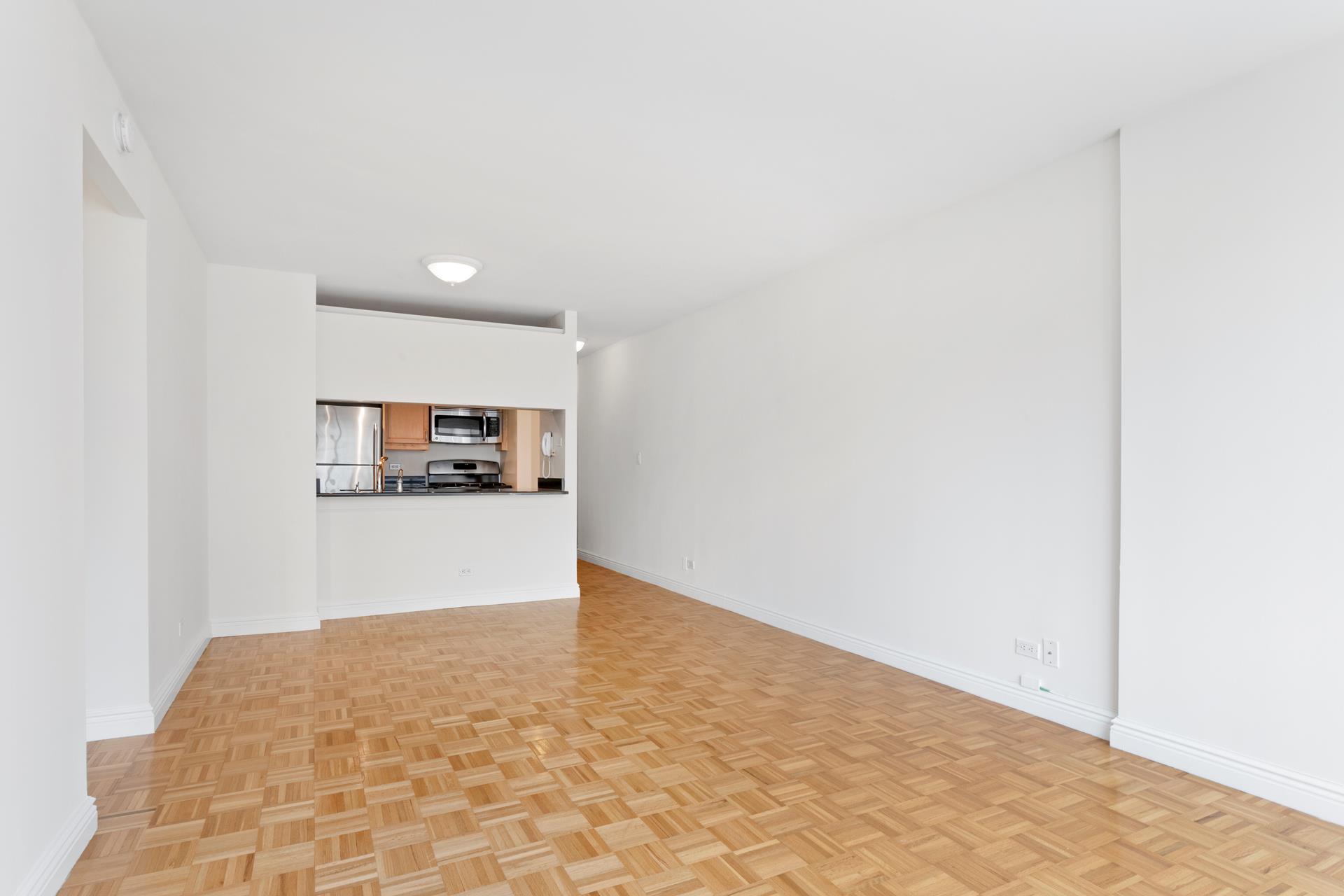 200 RECTOR Place 27H