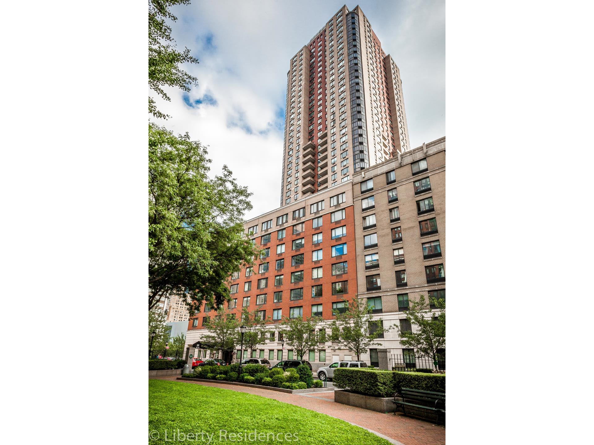 200 RECTOR Place 27H