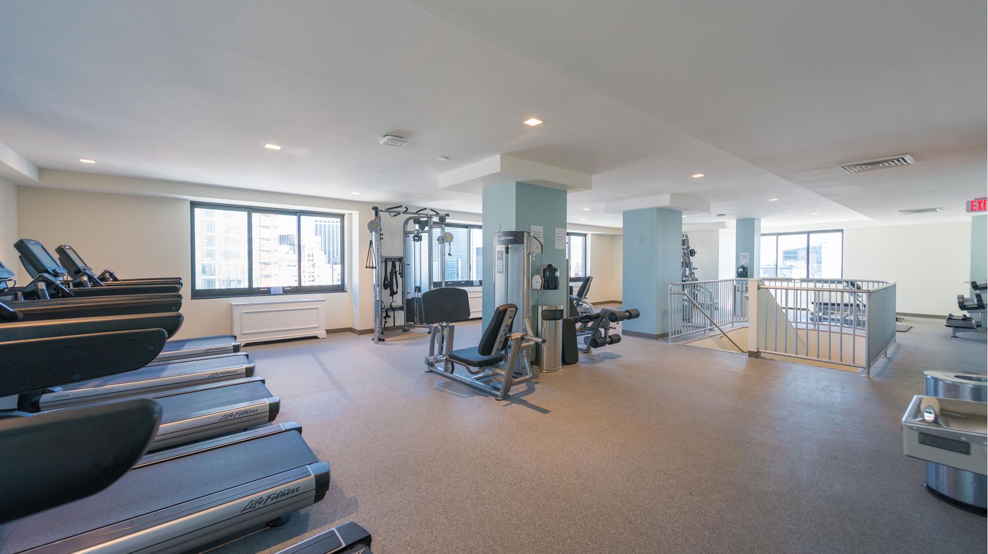 200 RECTOR Place 27H