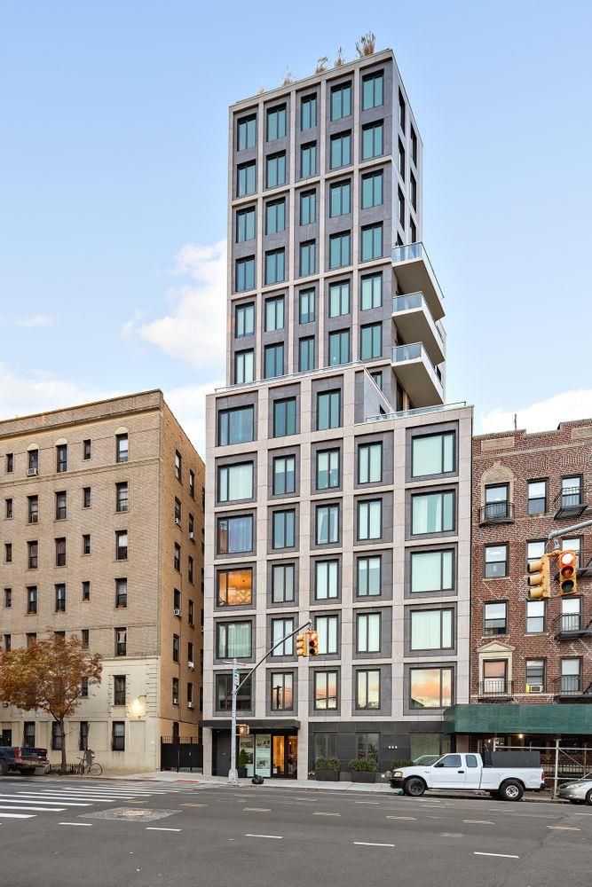856 WASHINGTON Avenue PH2