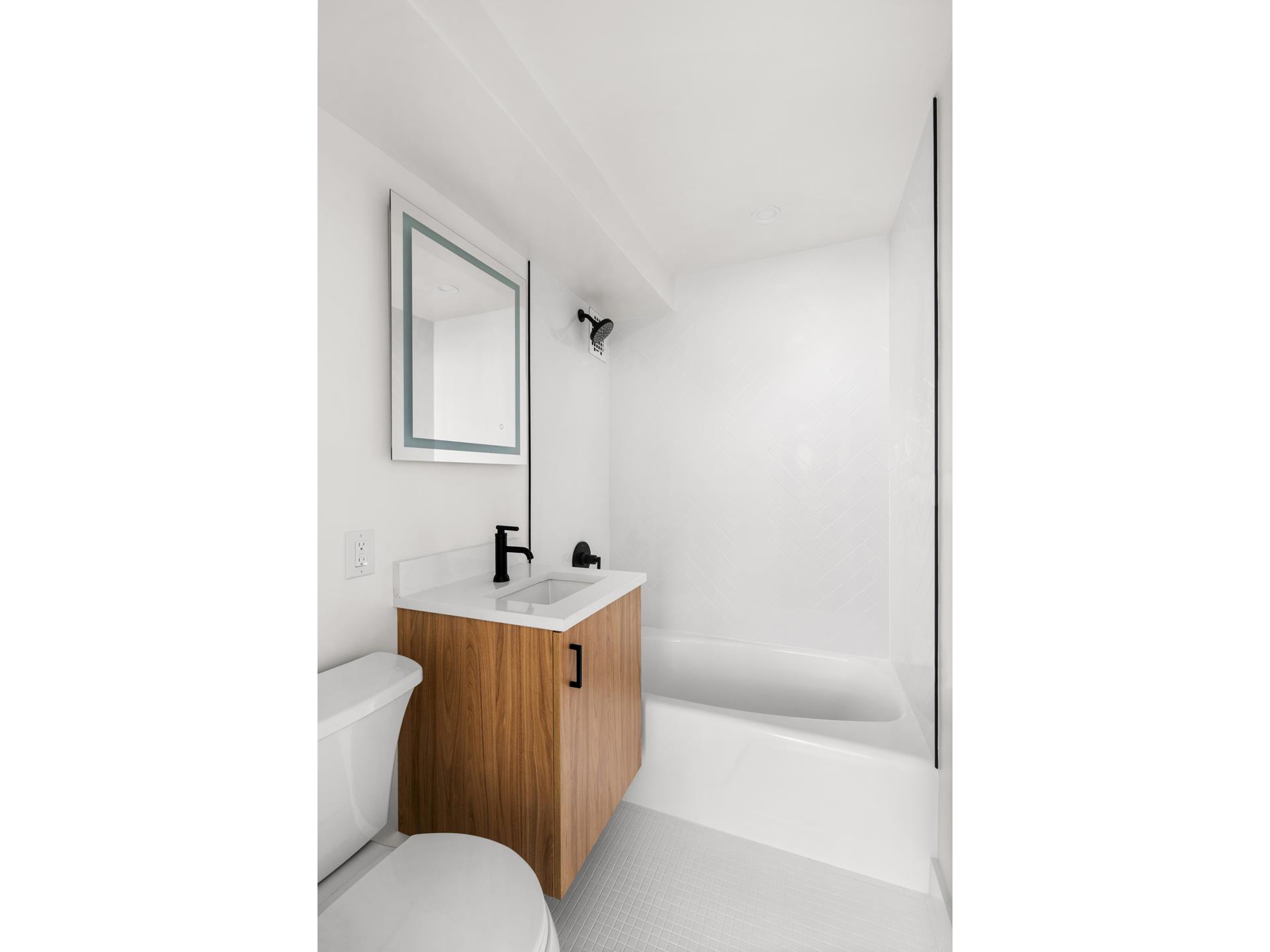 220 E 54TH Street 2C