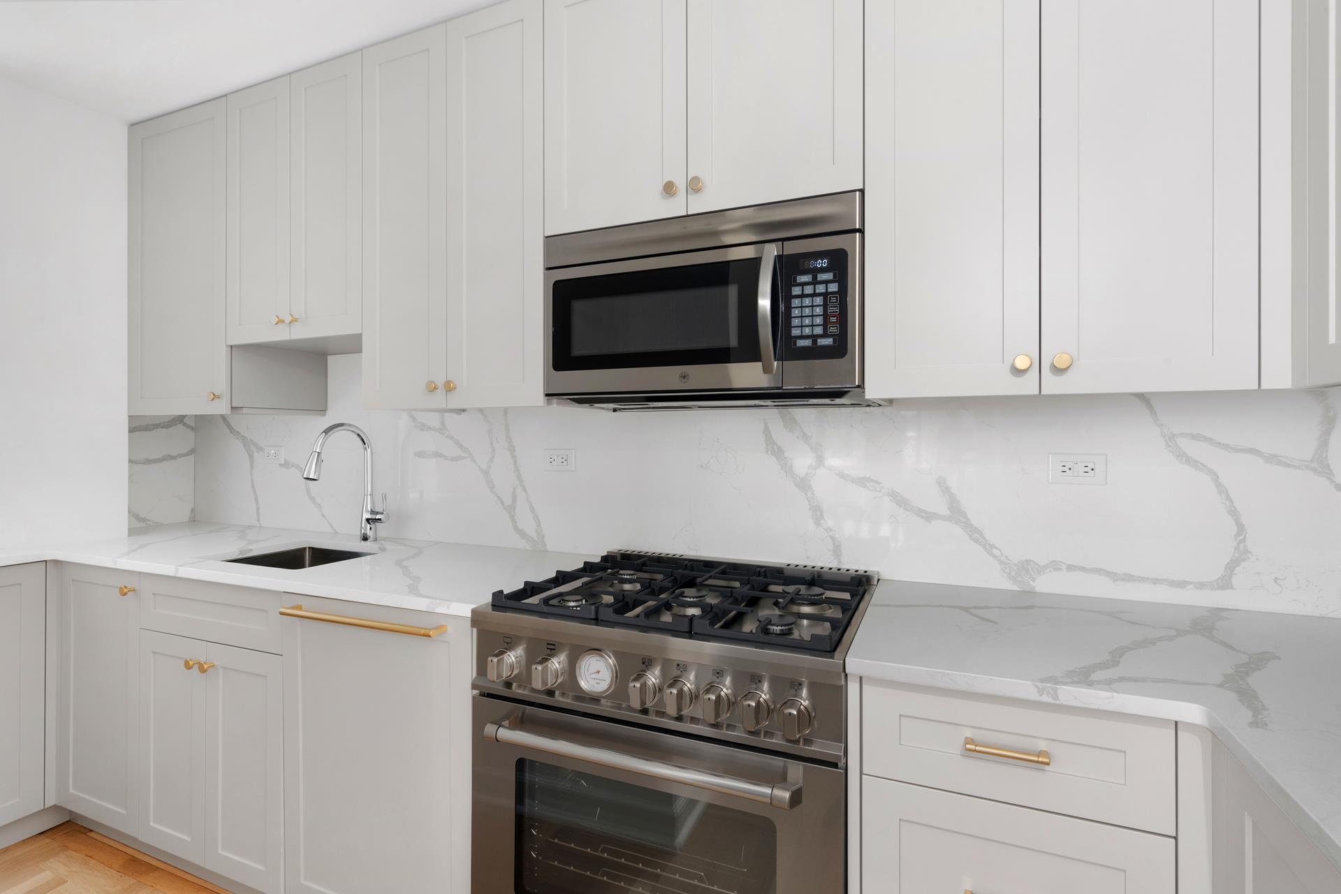 225 E 79TH Street 7CD