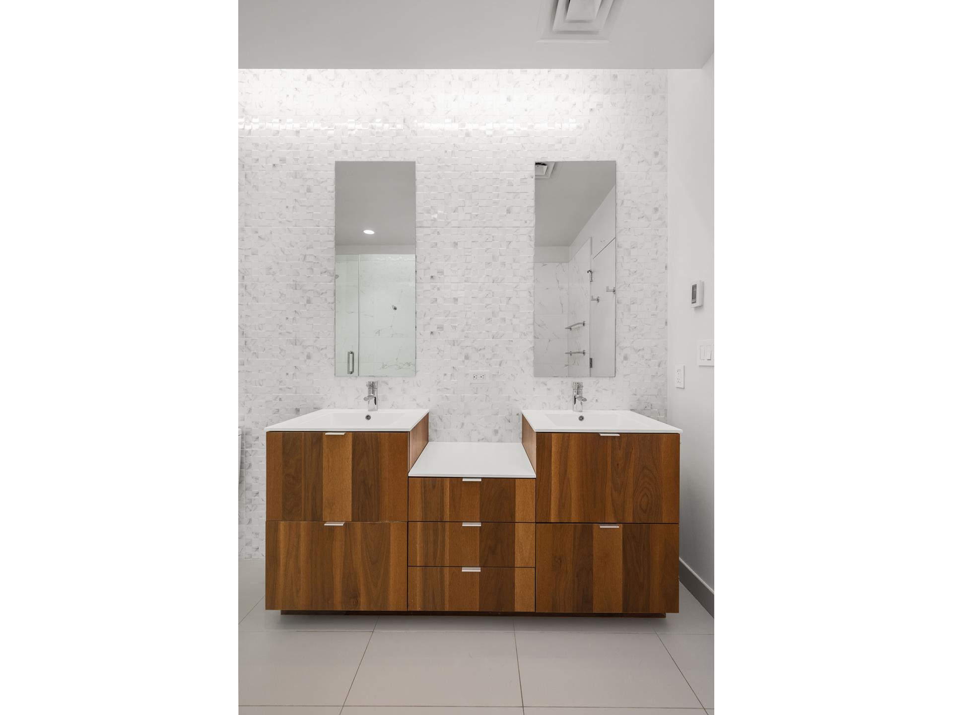 20 VANDERBILT Avenue