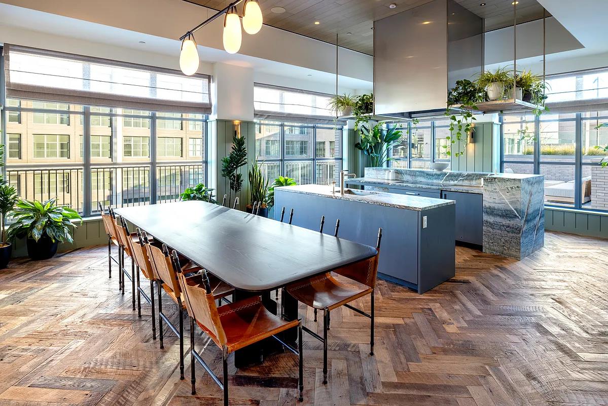 85 JAY Street 20FFRONT