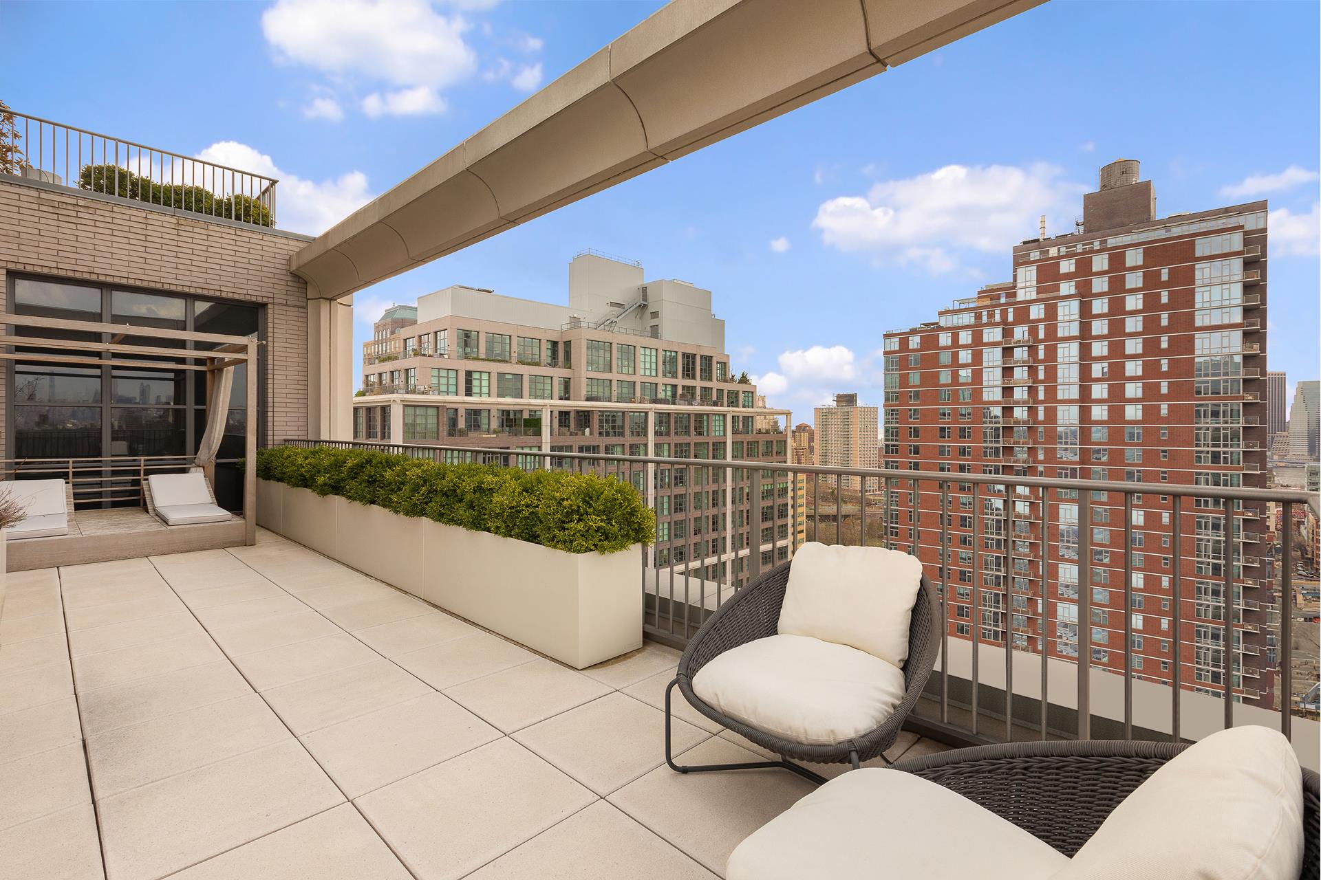 85 JAY Street 20FFRONT