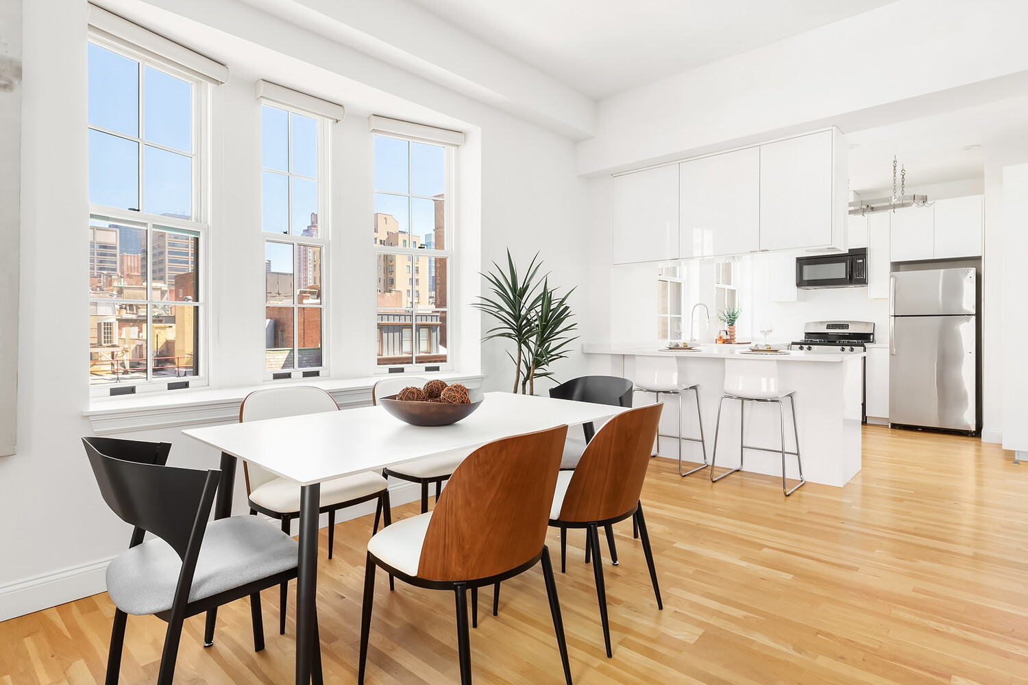 11 E 68TH Street 7CE