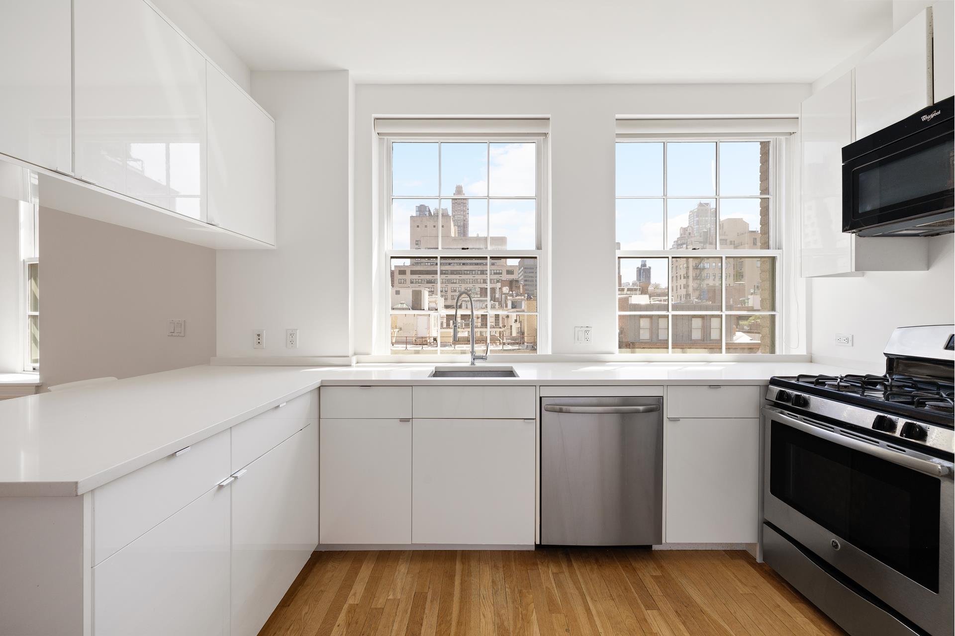 11 E 68TH Street 7CE