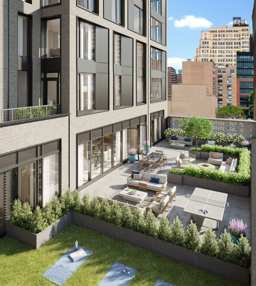 280 W 24TH Street PH2E