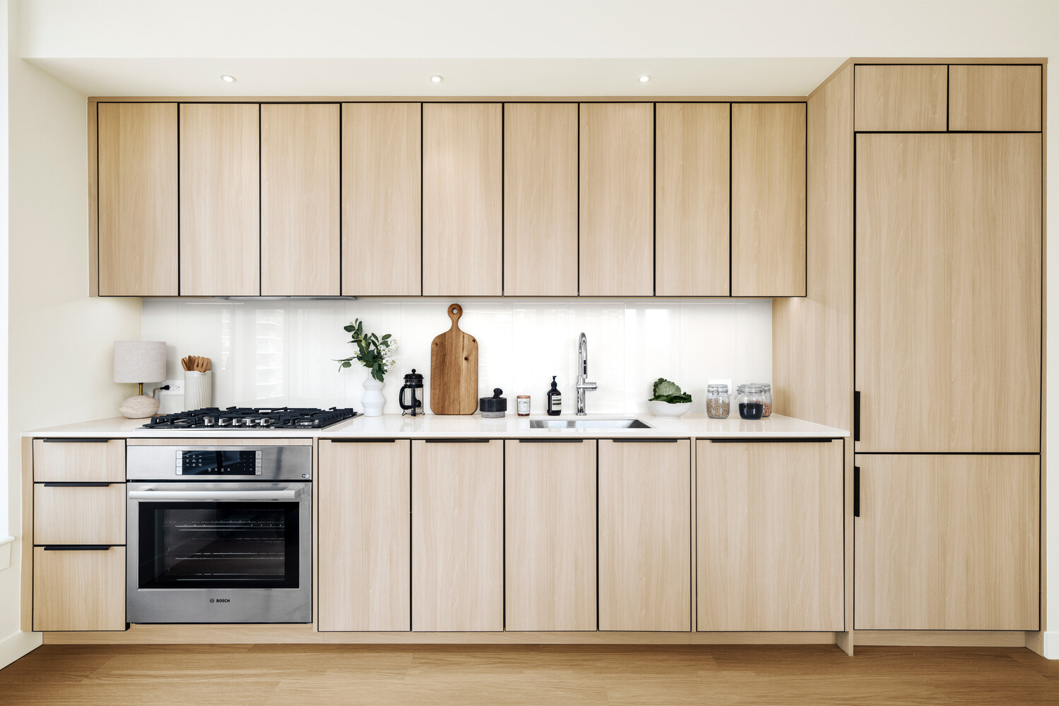 280 W 24TH Street 6P