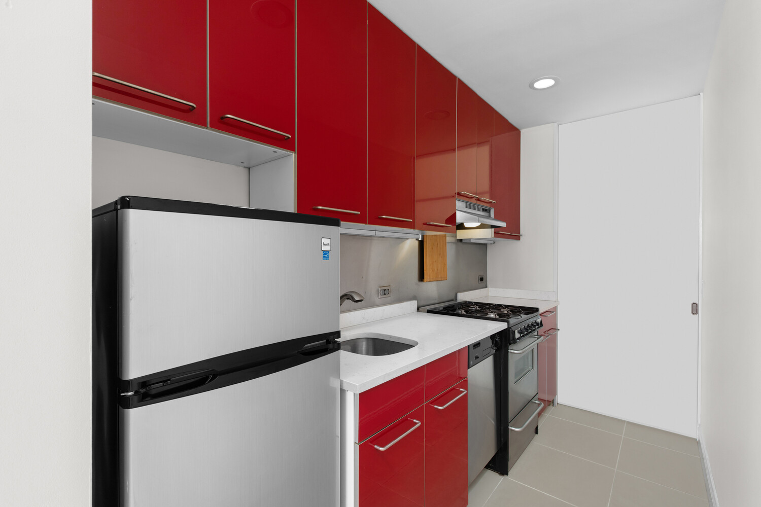 107 MANHATTAN Avenue 1