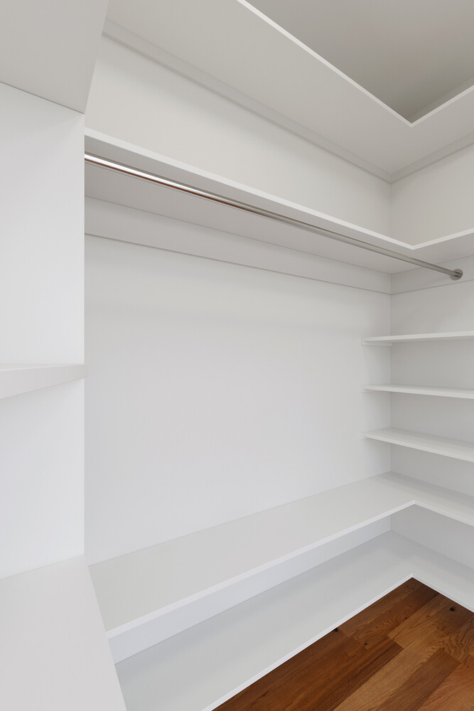 205 W 89TH Street 3S