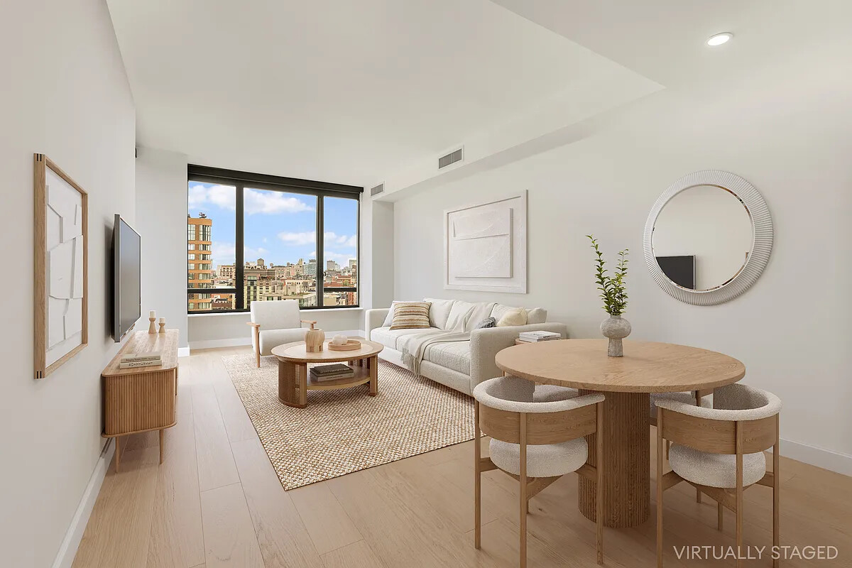 111 VARICK Street 15A