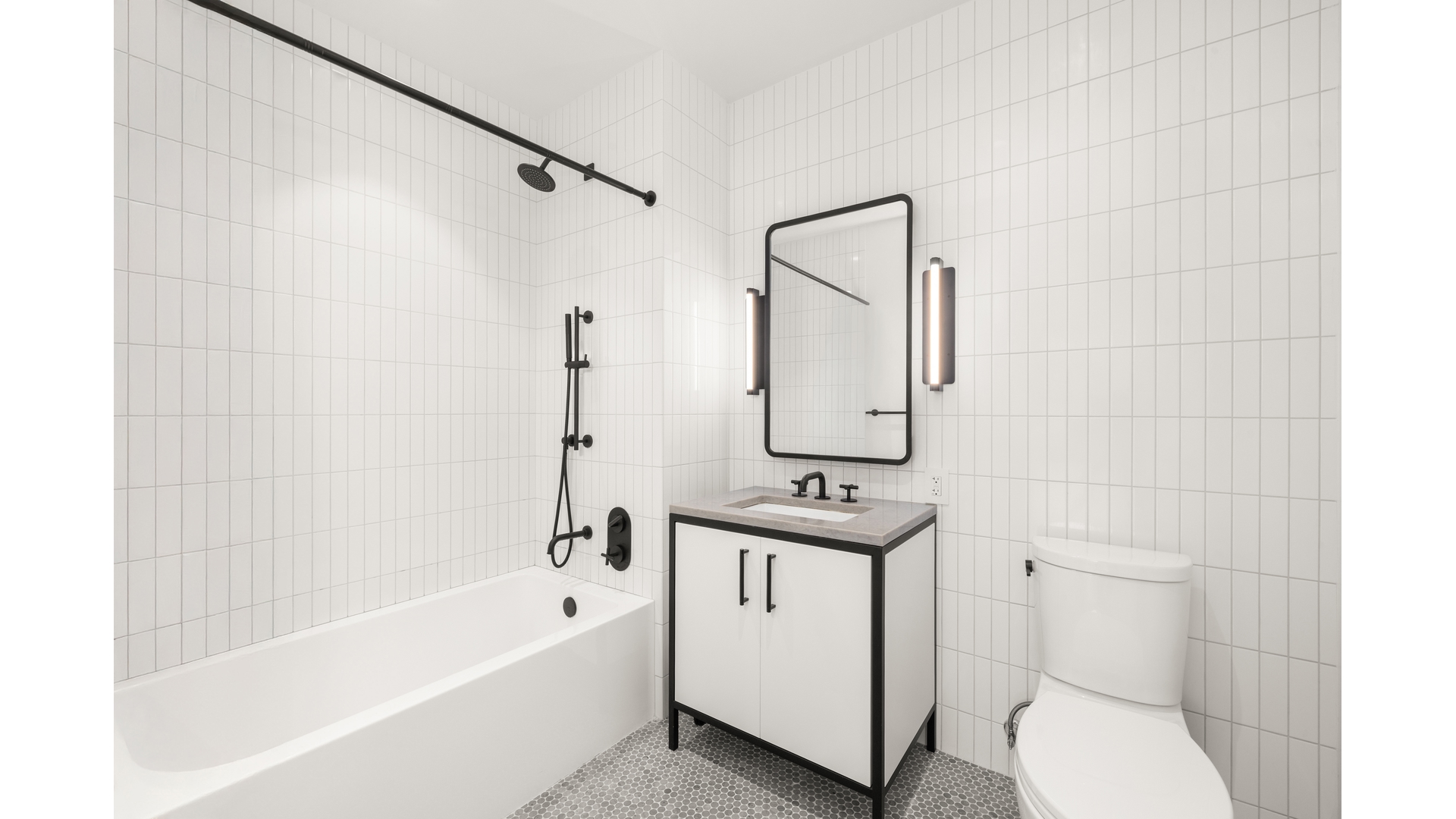 29 HURON Street 7CE