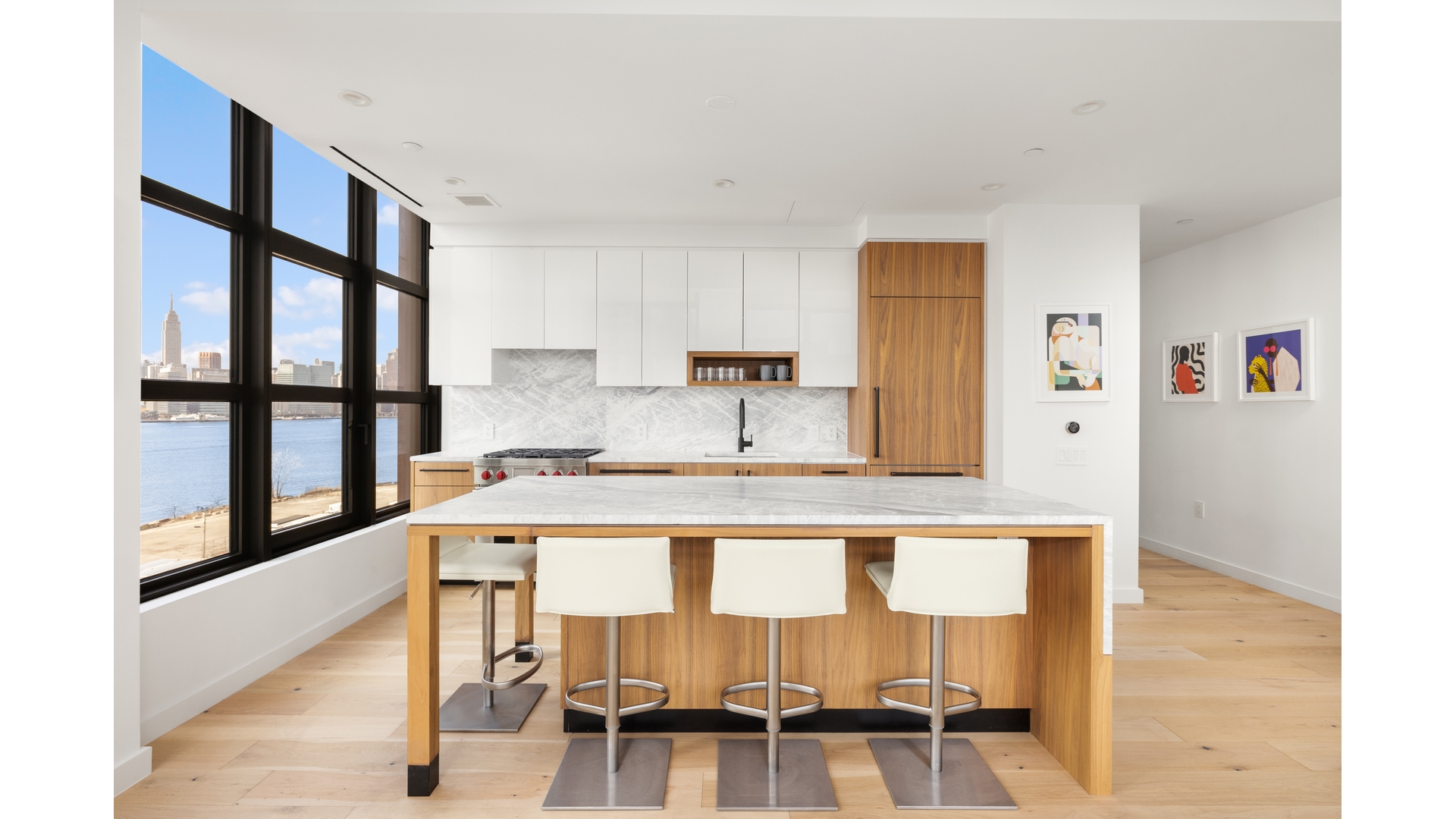 29 HURON Street 7CE