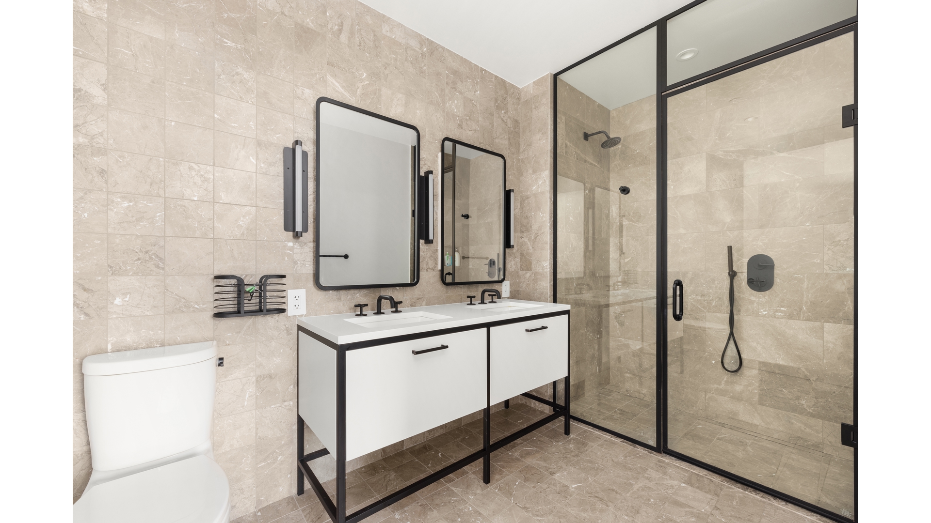 29 HURON Street 7CE