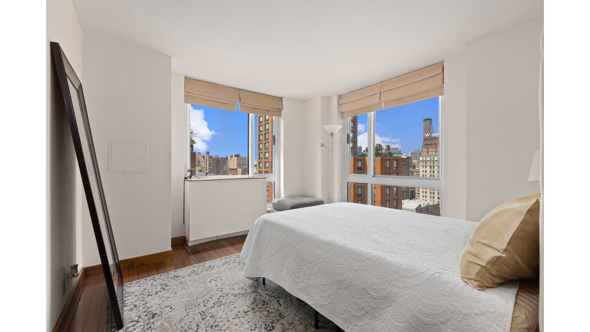 1 IRVING Place V21G