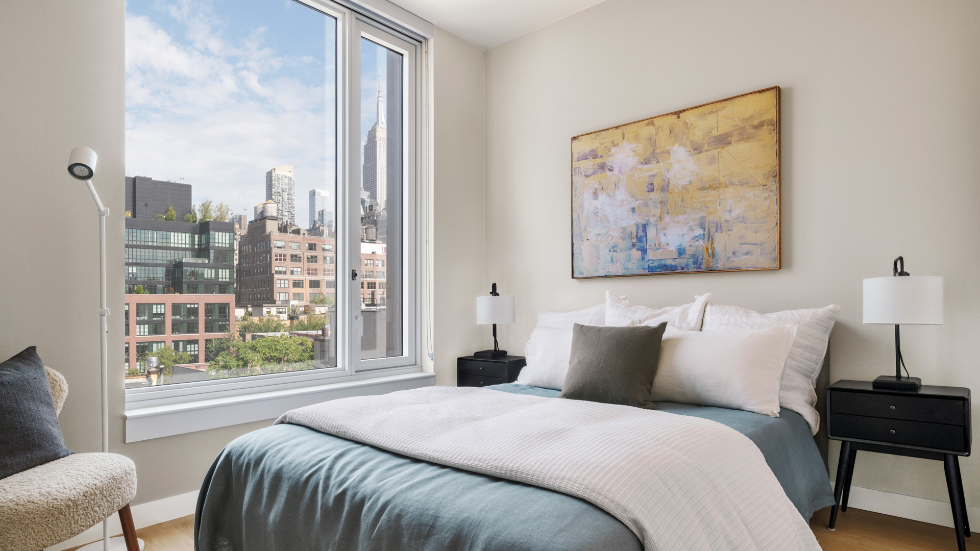 280 W 24TH Street 4I