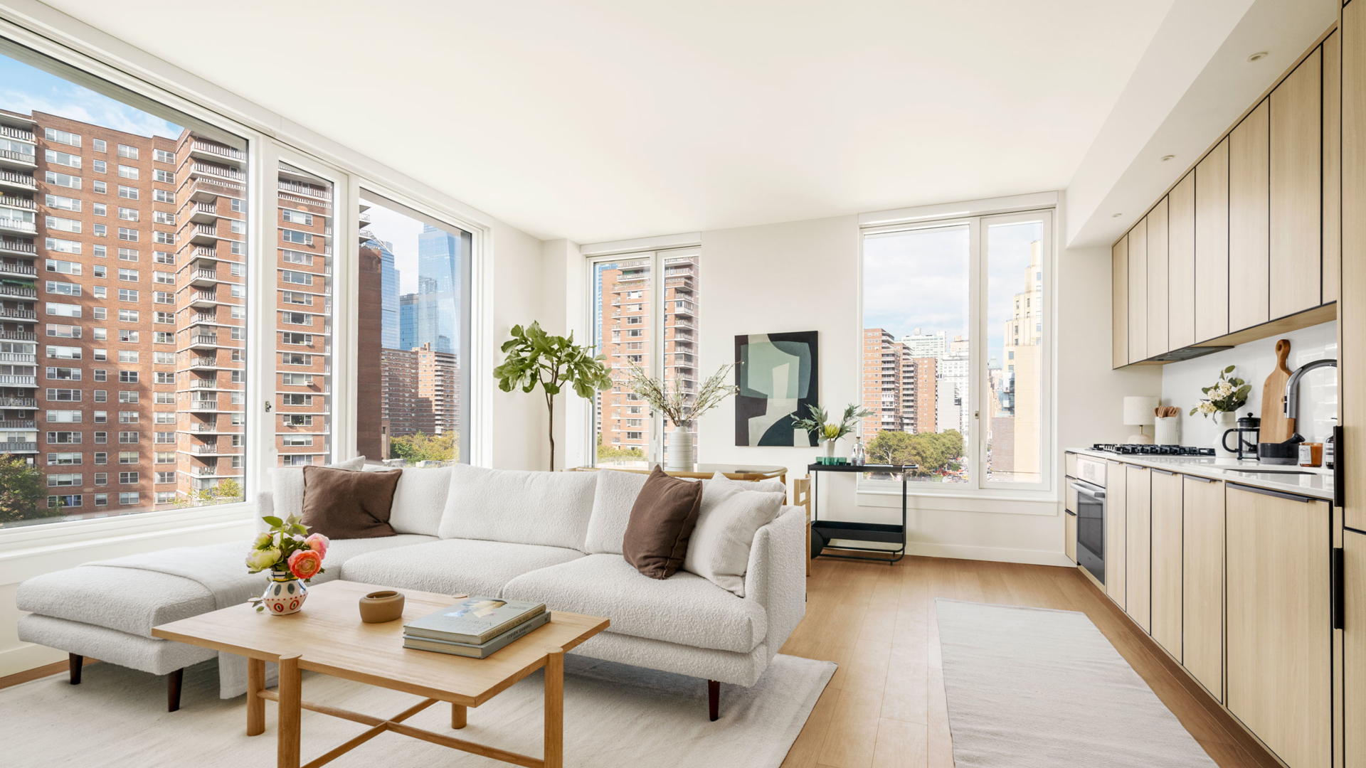 280 W 24TH Street 4I