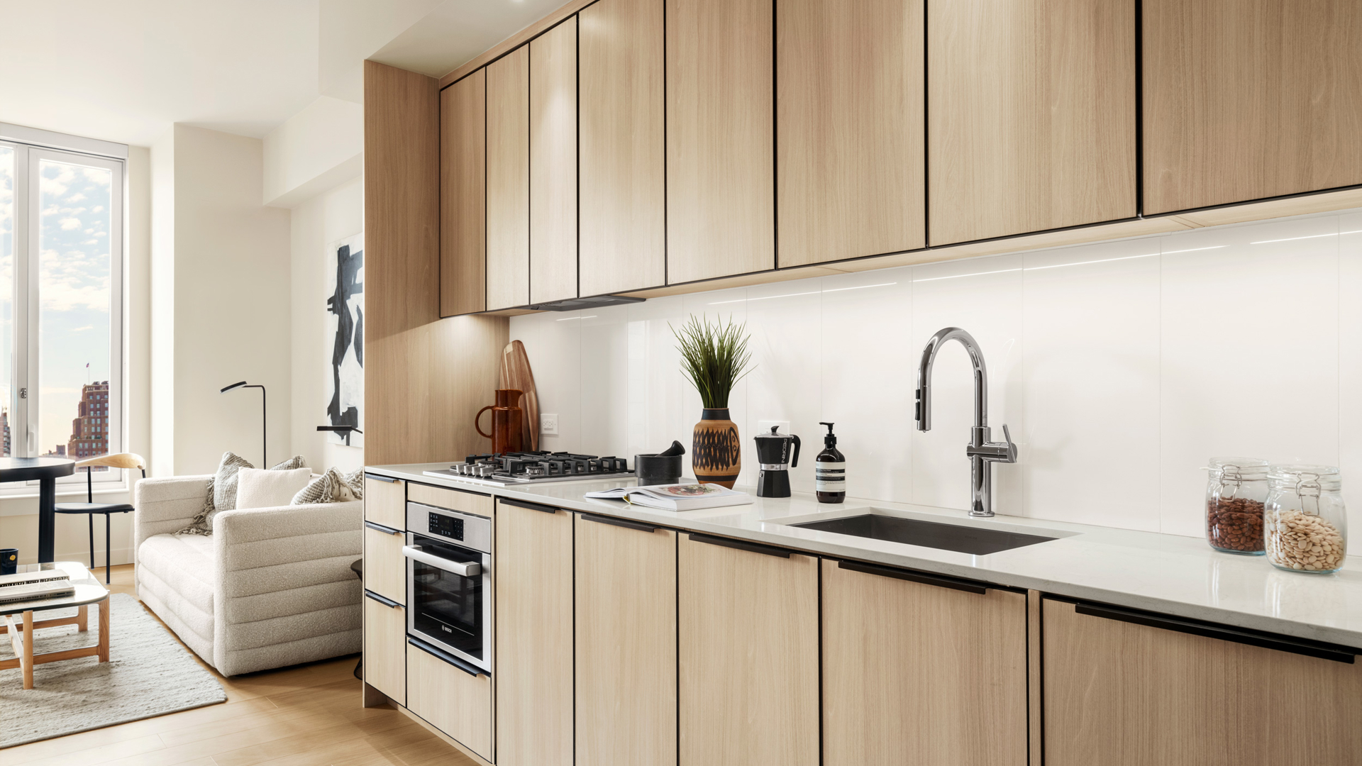 280 W 24TH Street 8D