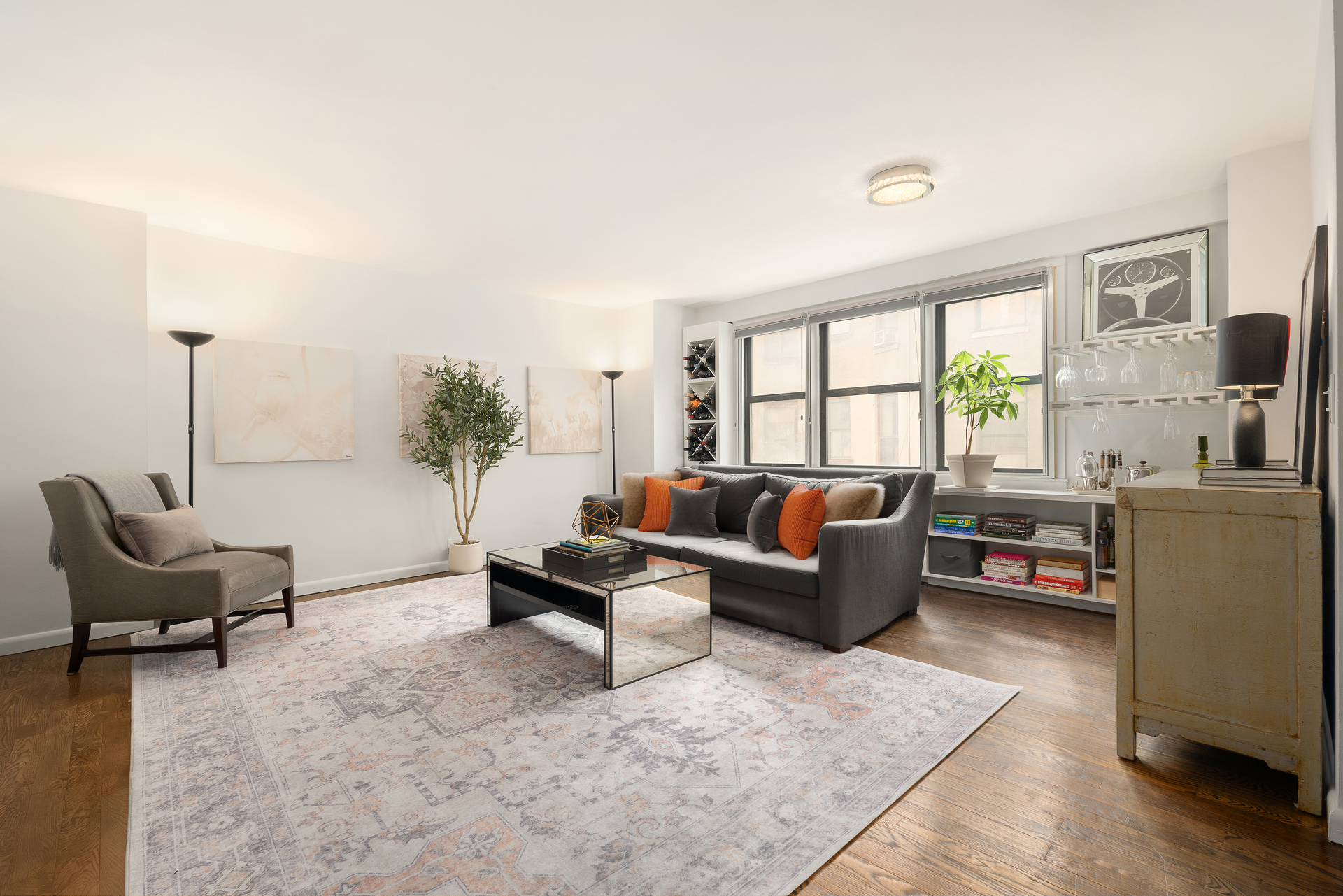 201 E 28TH Street 7R