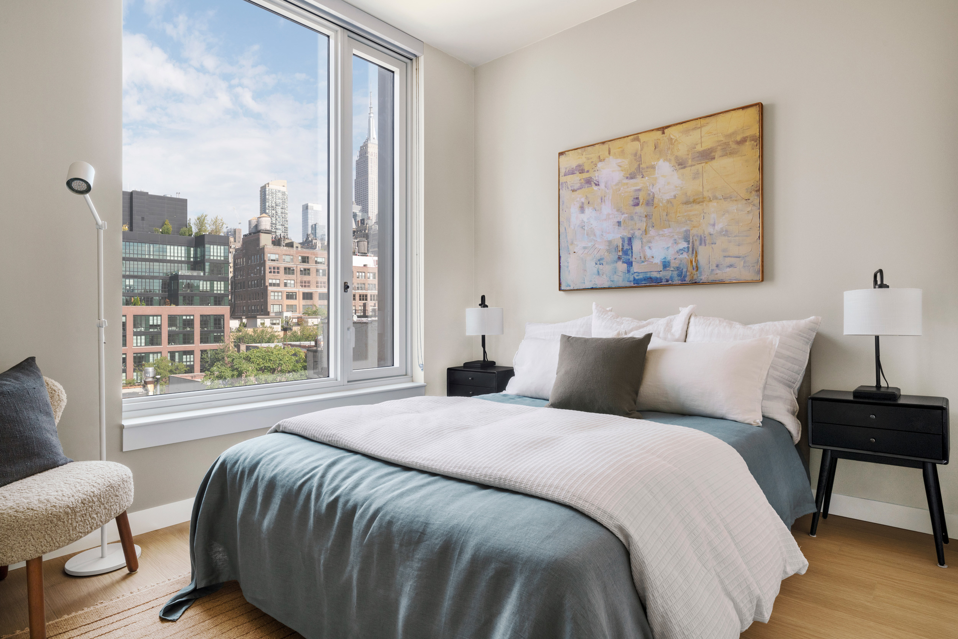 280 W 24TH Street 3I