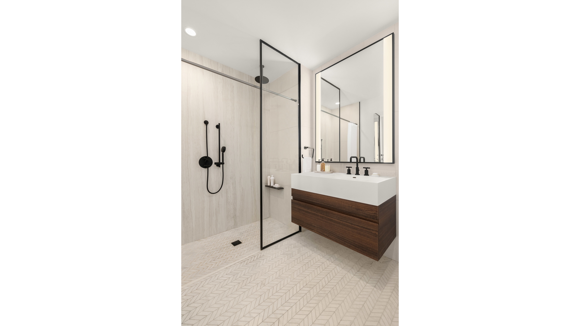 111 VARICK Street 8D