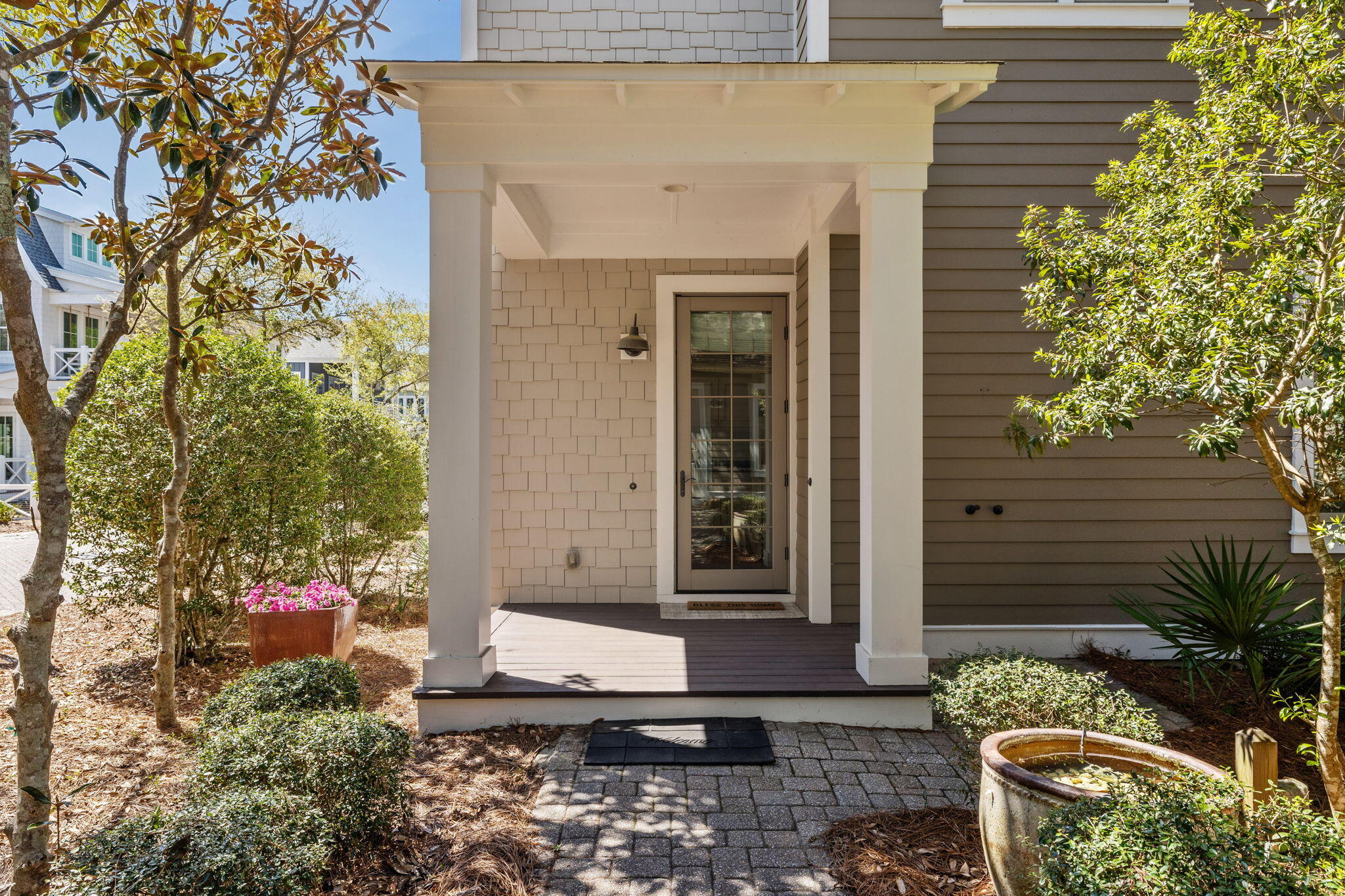 9 W Salt Box Lane